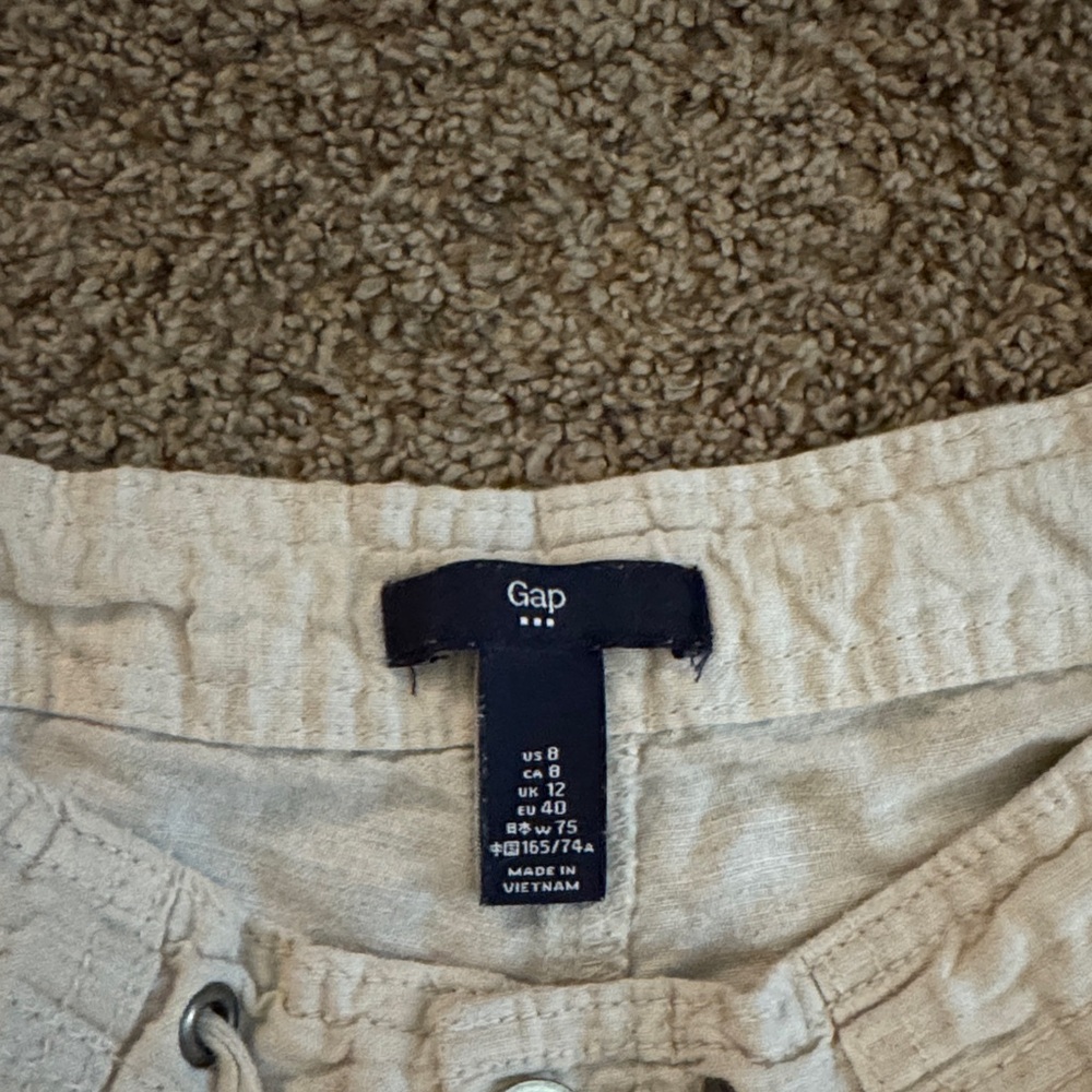GAP Women's Cream linen Drawstring Shorts - Picture 2 of 4